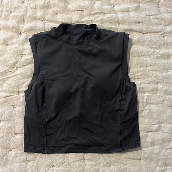 Lululemon crop top - Picture 1 of 3